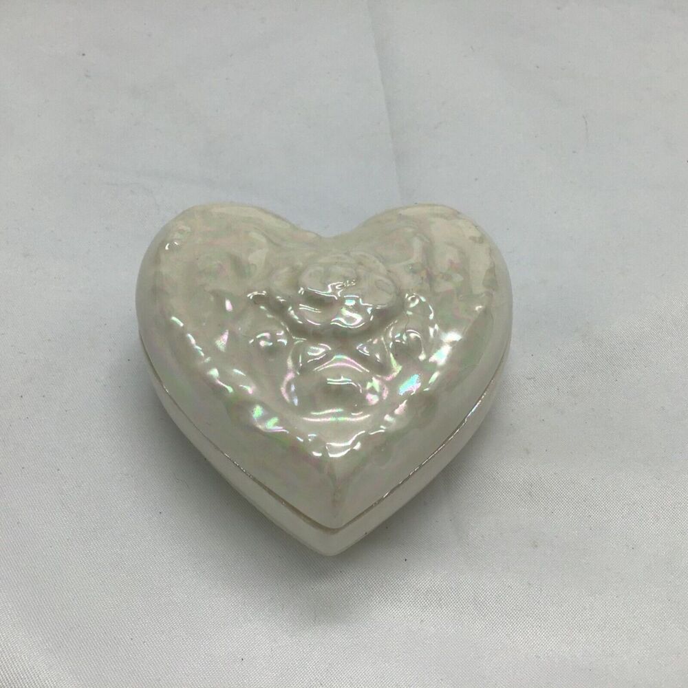 White Opalescent Heart Trinket Box With Lid Small Cottagecore Grannycore